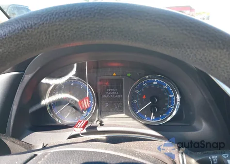 2019 Toyota Corolla Le from USA, damaged, VIN 2T1BURHE3KC151876